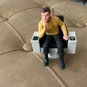 Hallmark keepsake ornament, Star Trek, Captain James T Kirk